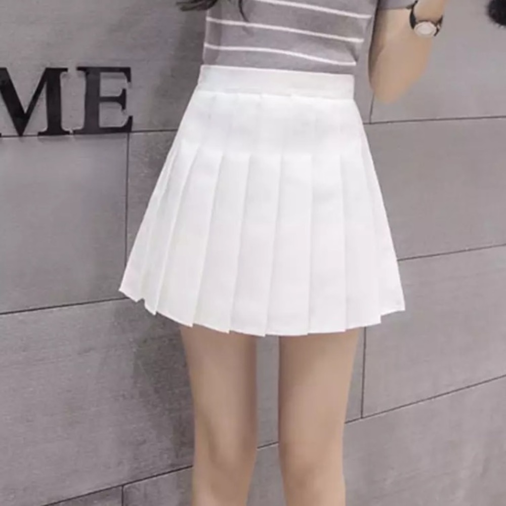 New White XL Pleated Tennis Skirt Skort